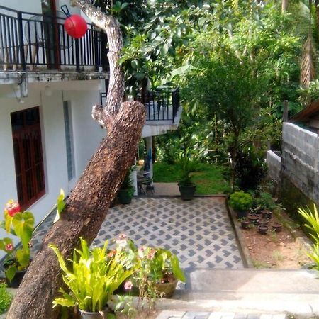 Miracle Villa Kandy Bagian luar foto