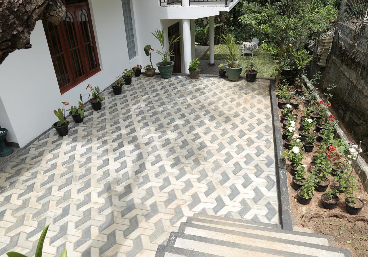 Miracle Villa Kandy Bagian luar foto